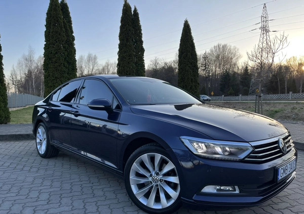 Volkswagen Passat cena 69900 przebieg: 138360, rok produkcji 2017 z Malbork małe 172
